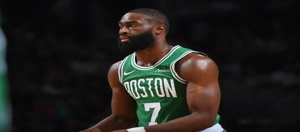 Jaylen Brown nở rộ ở nhiều khía cạnh! Ghi được 19+6+5 giá trị cộng trừ +29, đây là tỷ lệ cao nhất trong trò chơi và Green Army đã đánh bại Knicks
