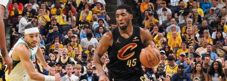 Huấn luyện viên Cavaliers: Mitchell sẽ chụp MRI mắt cá chân vào thứ Hai