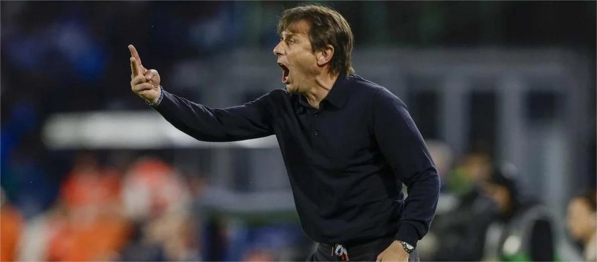 Conte hy vọng Napoli sẽ thắng hai trận cuối sau khi mất lợi thế vô địch