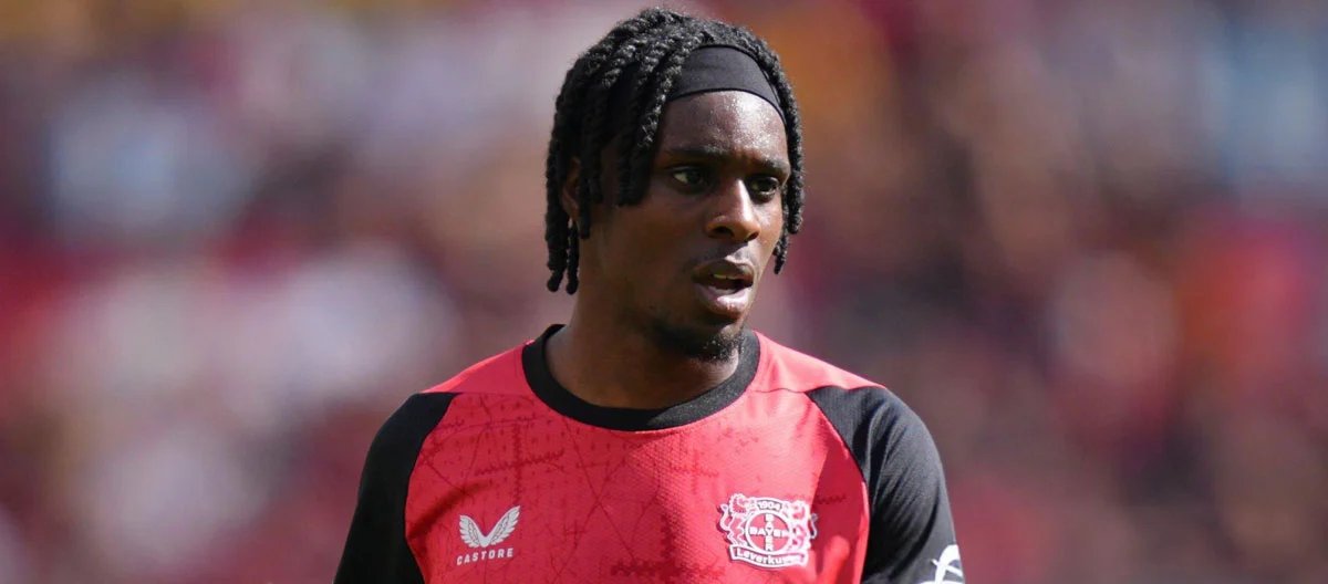 Một số hãng truyền thông Đức đưa tin rằng Liverpool đã bắt đầu đàm phán chuyên sâu với Bayer Leverkusen và Jeremie Frimpong về vụ chuyển nhượng cầu thủ này.
