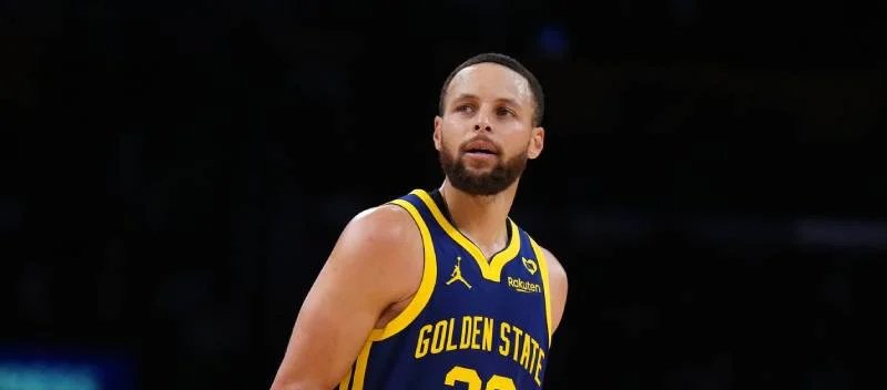 Cập nhật chấn thương của Stephen Curry được xác nhận sẽ tiếp tục vắng mặt trong Trận 5 của loạt trận