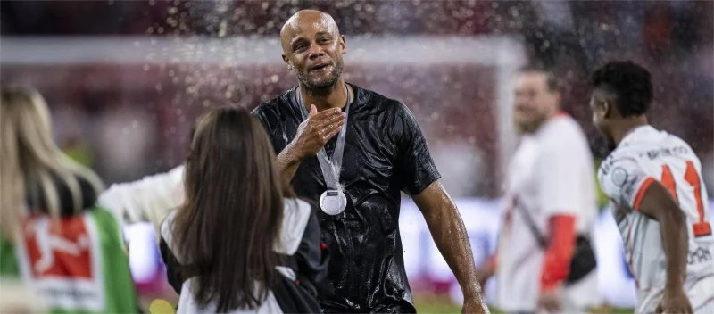 Hy vọng sẽ kết thúc một mùa giải tuyệt vời một cách hoàn hảo. Kompany đang mong chờ cuộc thi tiếp theo