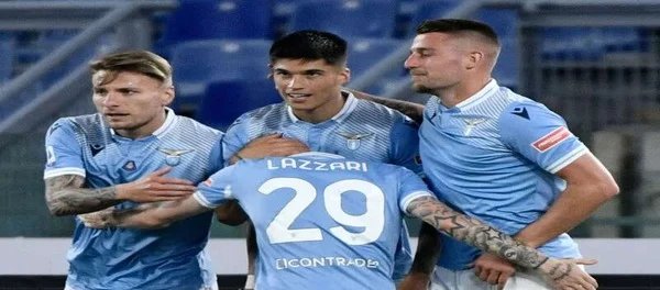 Sự hồi hộp của giải vô địch Serie A vẫn còn cho tới vòng đấu cuối cùng! Inter Milan hòa với Lazio và chỉ kém Napoli 1 điểm