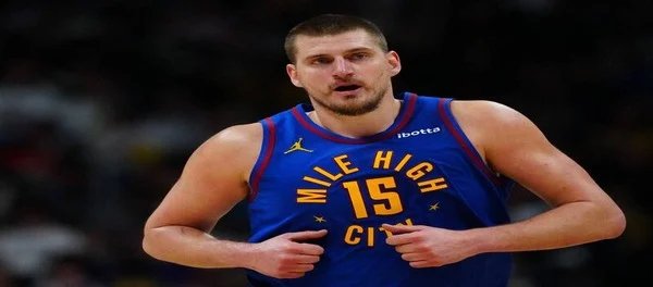 Jokic đạt trung bình triple-double trong mùa giải này, tạo nên một điều kỳ diệu nữa. Mặc dù chỉ đứng thứ hai trong cuộc bình chọn MVP, anh sẽ được lịch sử ghi nhớ.