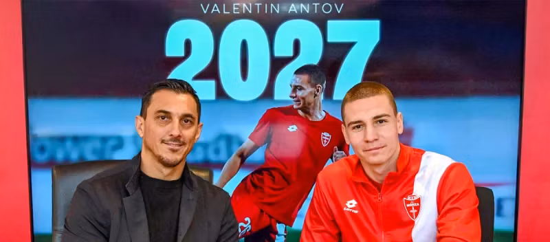 Monza triggered Bulgaria international defender Valentin Antov's contract extension clause..