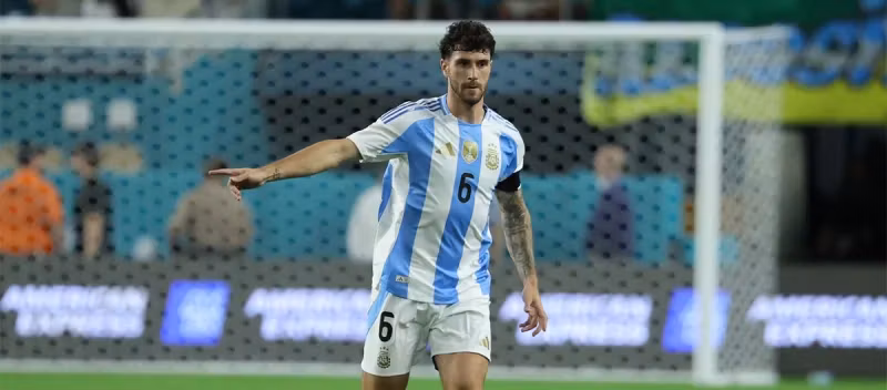 Balerdi misses World Cup due to injury; Argentina calls up Tottenham's new signing Senesi as a replacement.